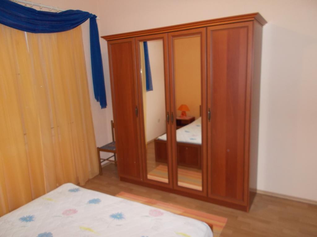 Apartments Makaus Кампор Номер фото